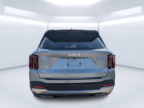 Used 2025 Kia Sorento SX Prestige image 4