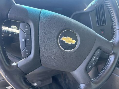 Used 2021 Chevrolet Express 3500 w/ Power Convenience Package RWD image 13
