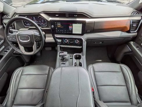 Used 2024 GMC Sierra 1500 Denali w/ Denali Reserve Package AWD/4WD image 17
