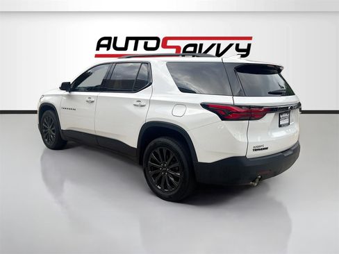 Used 2022 Chevrolet Traverse RS image 5
