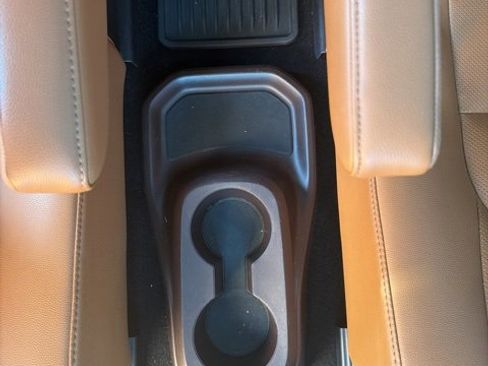 Used 2020 Toyota Highlander Platinum image 12