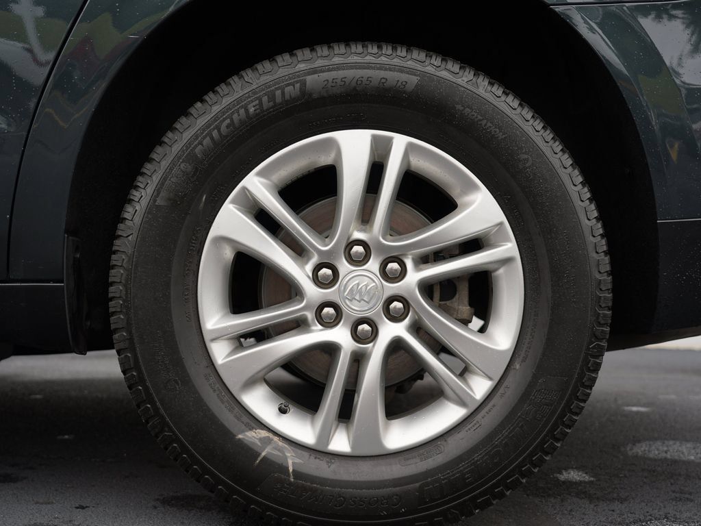 Certified 2019 Buick Enclave Essence AWD/4WD image 34