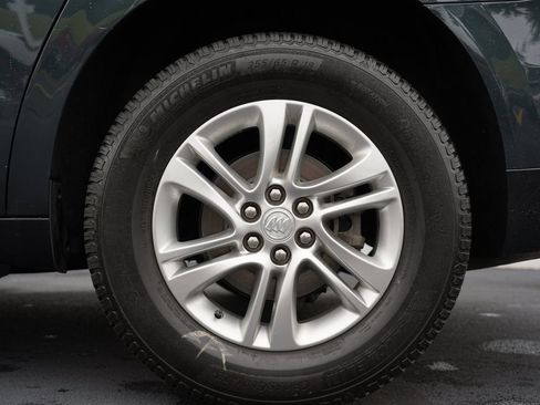 Used 2019 Buick Enclave Essence AWD/4WD image 34