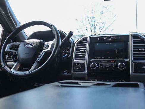 Used 2017 Ford F350 Lariat w/ Lariat Ultimate Package AWD/4WD image 31