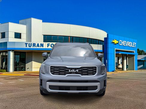 Used 2025 Kia Telluride S FWD image 9