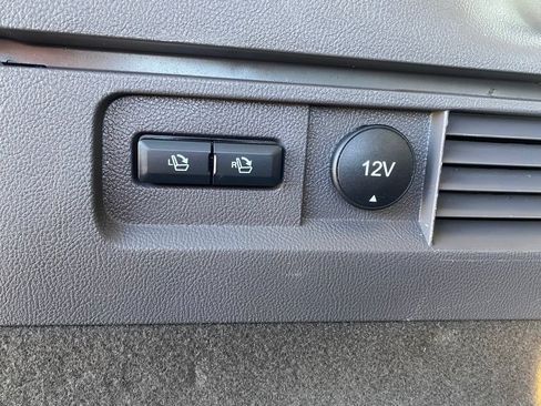 Used 2019 Lincoln Nautilus Select AWD/4WD image 6