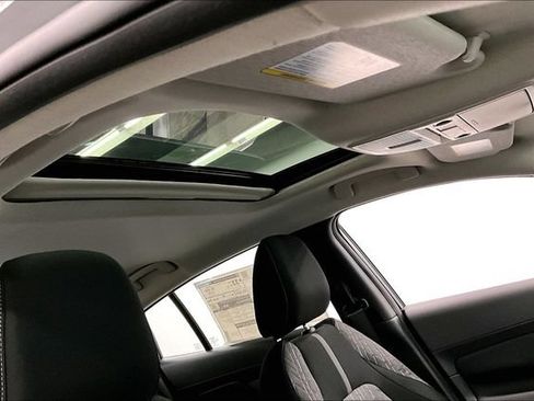 New 2026 Nissan Sentra SV w/ SV Convenience Package FWD image 33