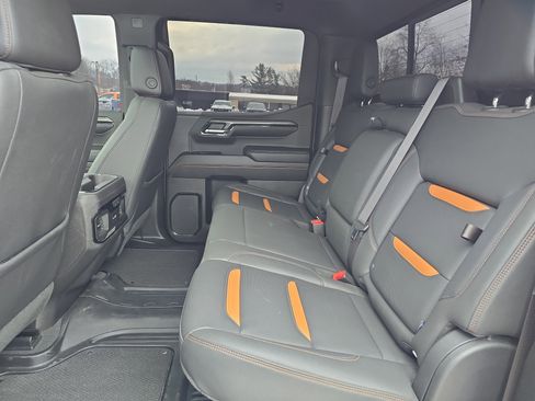 Used 2024 GMC Sierra 1500 AT4 w/ Technology Package image 15