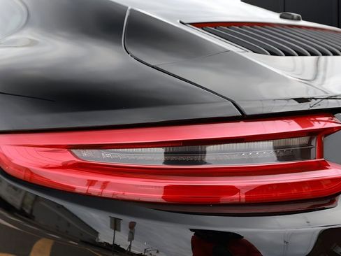 Used 2017 Porsche 911 Carrera S RWD image 24