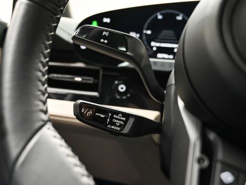 Used 2021 Porsche Taycan Turbo S image 10