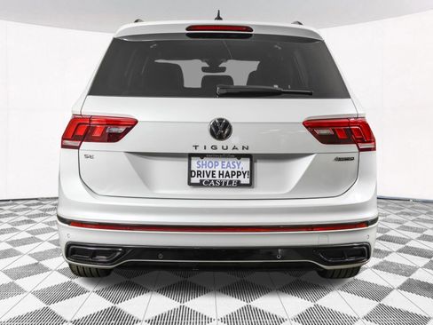 Used 2023 Volkswagen Tiguan SE R-Line image 16