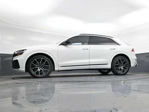 Used 2020 Audi SQ8 Premium Plus w/ Driver Assistance Package image 34