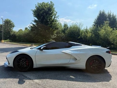 Used 2025 Chevrolet Corvette Stingray Preferred Conv w/ Stealth Interior Trim Package RWD image 3