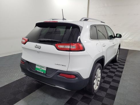 Used 2016 Jeep Cherokee Limited FWD image 9