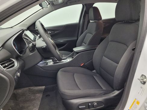 Used 2024 Chevrolet Malibu LT image 17
