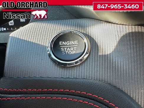 Used 2025 Ford Explorer ST image 16