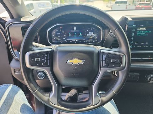 Used 2024 Chevrolet Silverado 2500 LT AWD/4WD image 15