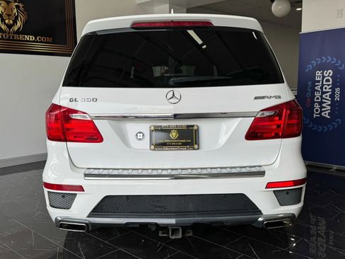 Used 2015 Mercedes-Benz GL 550 4MATIC image 5