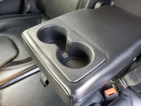 Used 2020 Jeep Cherokee Limited image 8