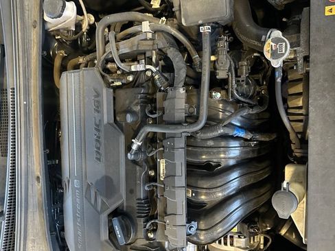 Used 2023 Hyundai Elantra SEL FWD image 12