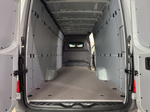New 2026 Mercedes-Benz Sprinter 2500 image 28