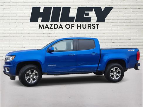 Used 2018 Chevrolet Colorado Z71 image 3