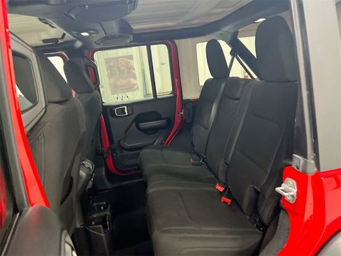 Used 2018 Jeep Wrangler Unlimited Sport S image 22