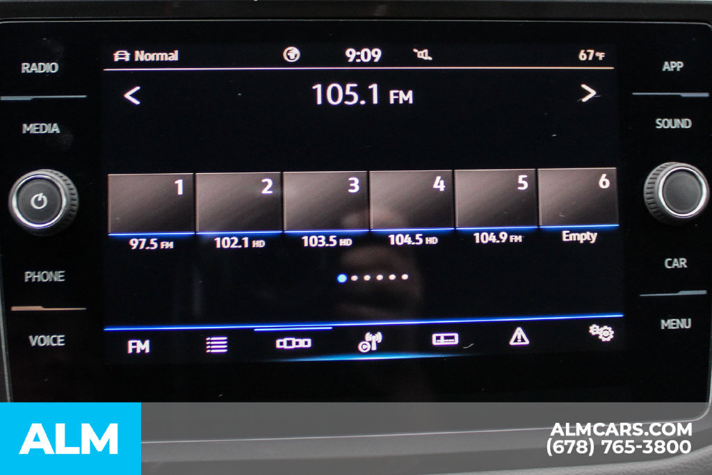 Used 2023 Volkswagen Tiguan SE R-Line AWD/4WD image 30