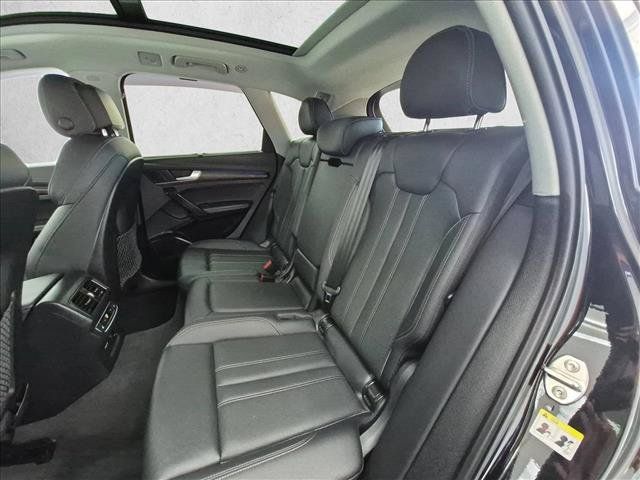 Used 2022 Audi Q5 2.0T Prestige AWD/4WD image 22