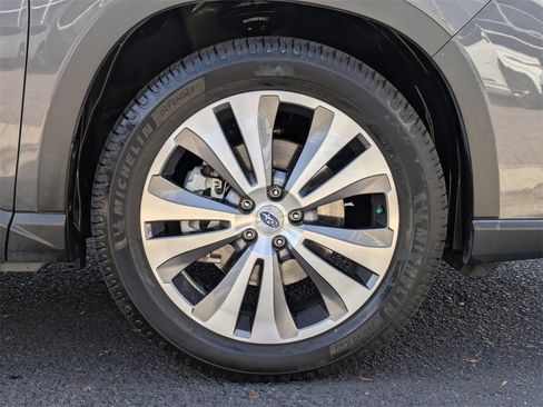 Used 2020 Subaru Ascent Limited image 11