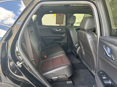 Used 2021 Chevrolet Blazer RS w/ Enhanced Convenience Package FWD image 31
