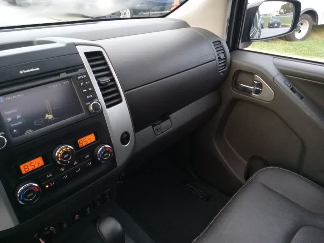 Used 2020 Nissan Frontier PRO-4X AWD/4WD image 25