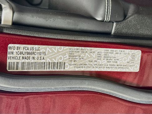 Used 2024 Jeep Grand Cherokee Limited 4xe image 31