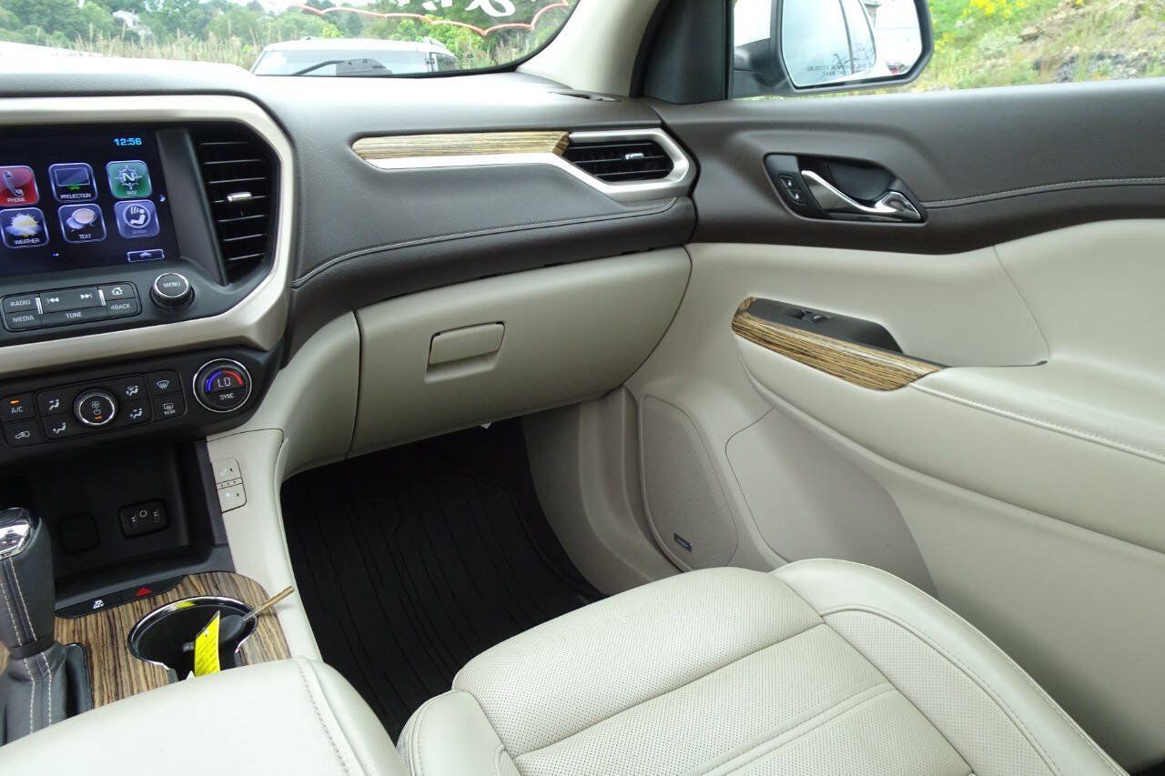 Used 2019 GMC Acadia Denali w/ Technology Package AWD/4WD image 22