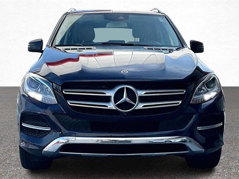 Used 2017 Mercedes-Benz GLE 350 4MATIC image 3