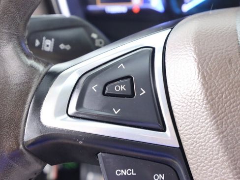 Used 2017 Ford Fusion Platinum image 12