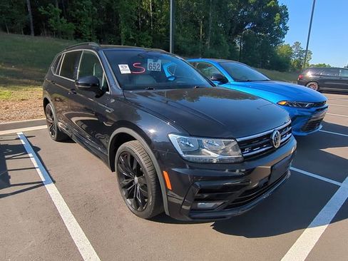 Used 2021 Volkswagen Tiguan SE R-Line AWD/4WD image 5