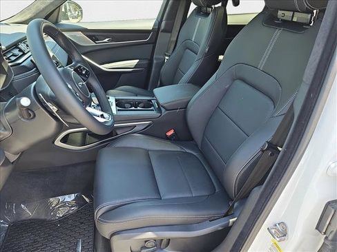 New 2026 Jaguar F-PACE R-Dynamic S image 12