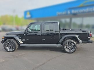 Used 2020 Jeep Gladiator Overland AWD/4WD video 3