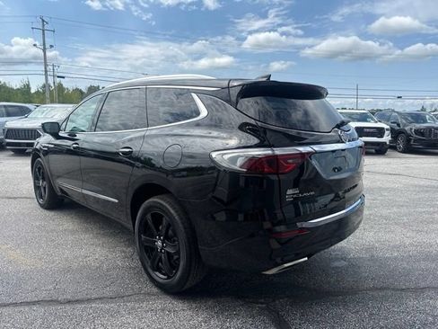 Certified 2023 Buick Enclave Essence w/ Experience Buick Package AWD/4WD image 5