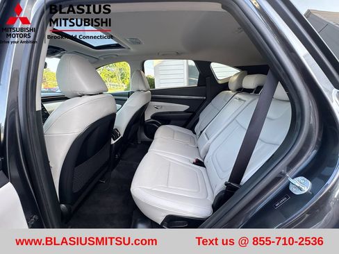 Used 2023 Hyundai Tucson SEL w/ Convenience Package AWD/4WD image 39