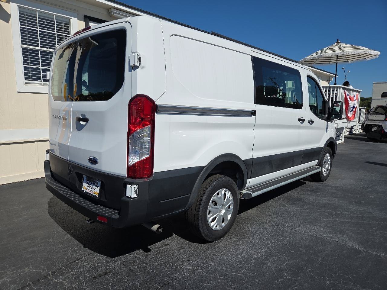 Used 2025 Ford Transit 250 Low Roof w/ Exterior Upgrade Package RWD image 5