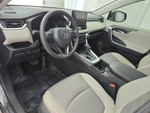 Used 2023 Toyota RAV4 XLE Premium AWD/4WD image 16