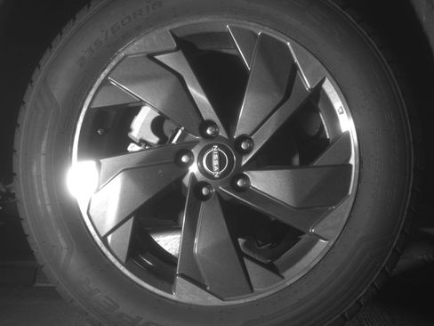 Used 2025 Nissan Rogue SV image 15