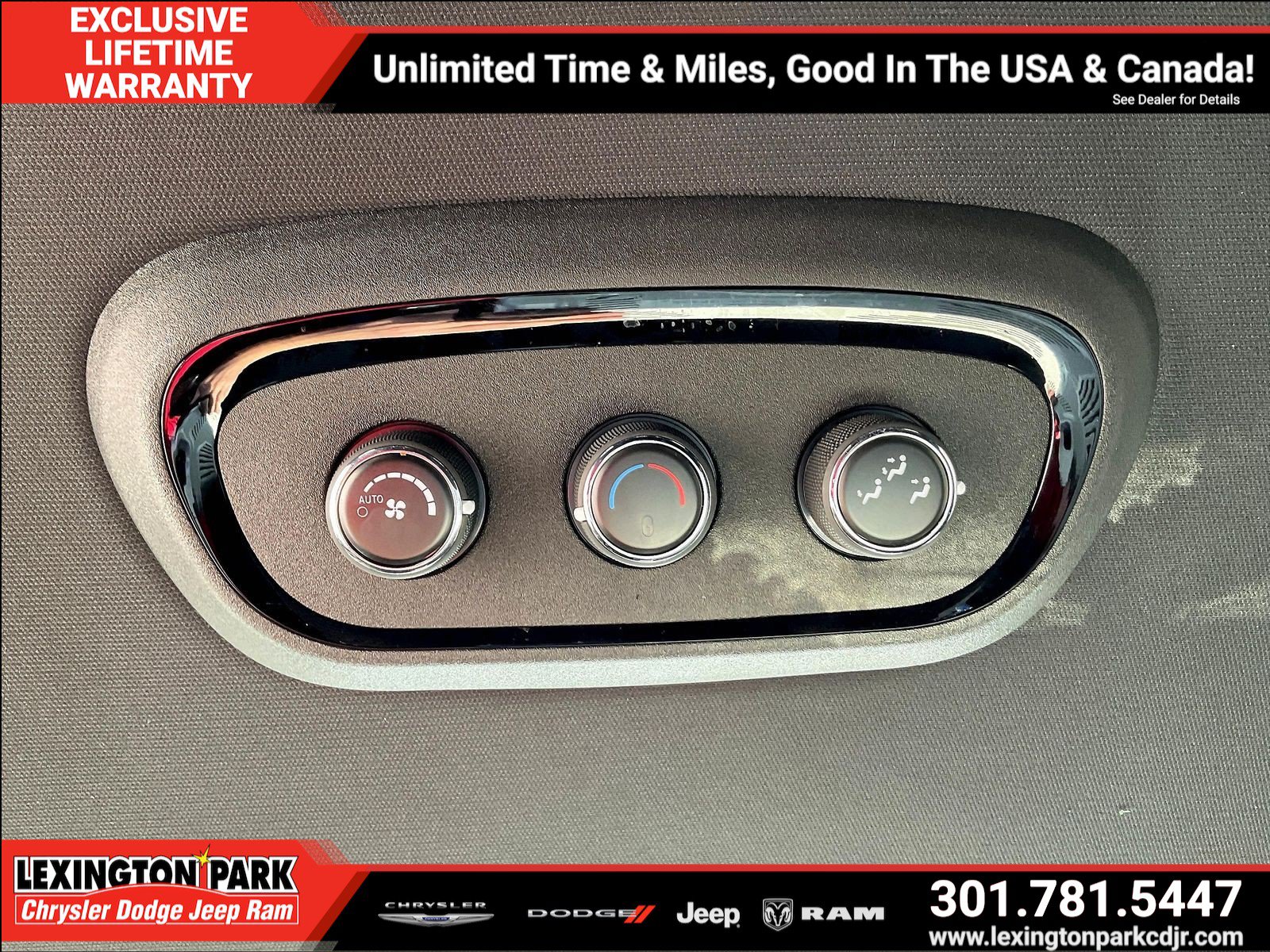 Used 2023 Dodge Durango R/T w/ Tow 'N Go Package AWD/4WD image 10