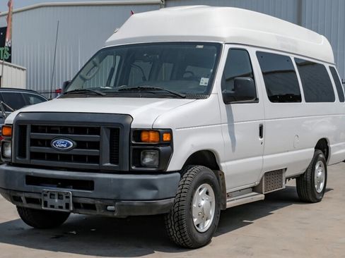 Used 2013 Ford E-350 and Econoline 350 Extended Super Duty w/ PWR Group image 6