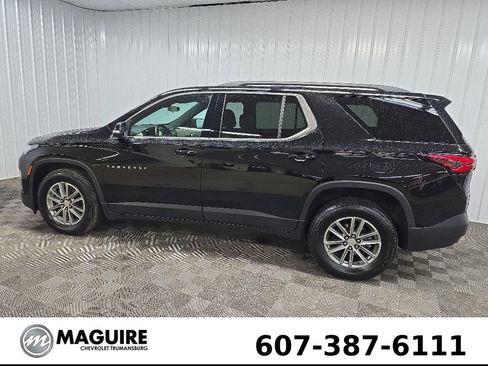 Used 2023 Chevrolet Traverse LT AWD/4WD image 4