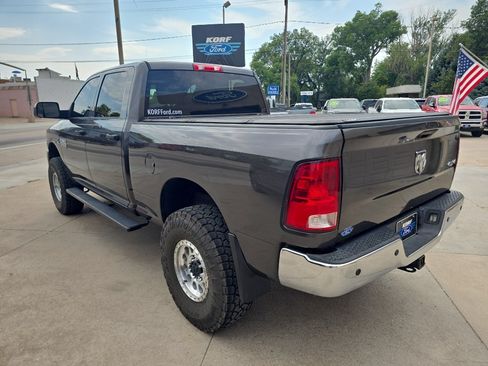 Used 2018 RAM 2500 Tradesman w/ Chrome Appearance Group AWD/4WD image 7