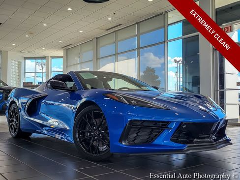 Used 2024 Chevrolet Corvette Stingray Preferred Cpe w/ Battery Protection Package RWD image 1
