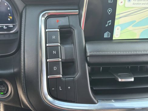 Used 2022 Chevrolet Tahoe LT RWD image 17